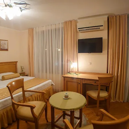 Apartament Helios 350m From The